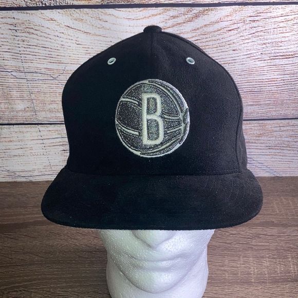 RARE Mitchell & Ness OREO Retro Jordan 5 Brooklyn Nets Snapback Hat - Picture 1 of 13